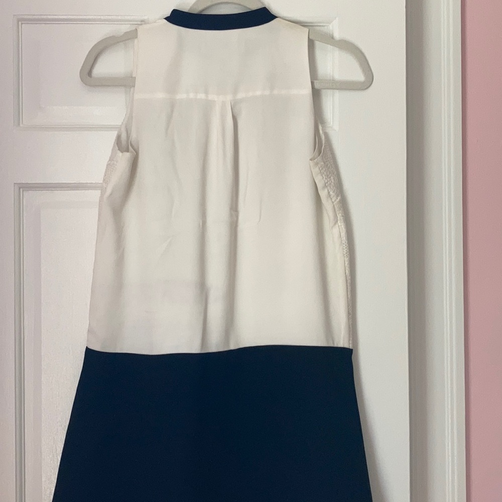 LOFT Dress - Picture 3 of 4